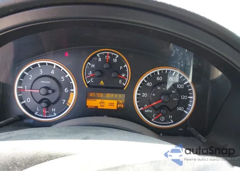 2015 Nissan Armada Platinum/Sl/Sv from USA, damaged, VIN 5N1AA0NC4FN602976